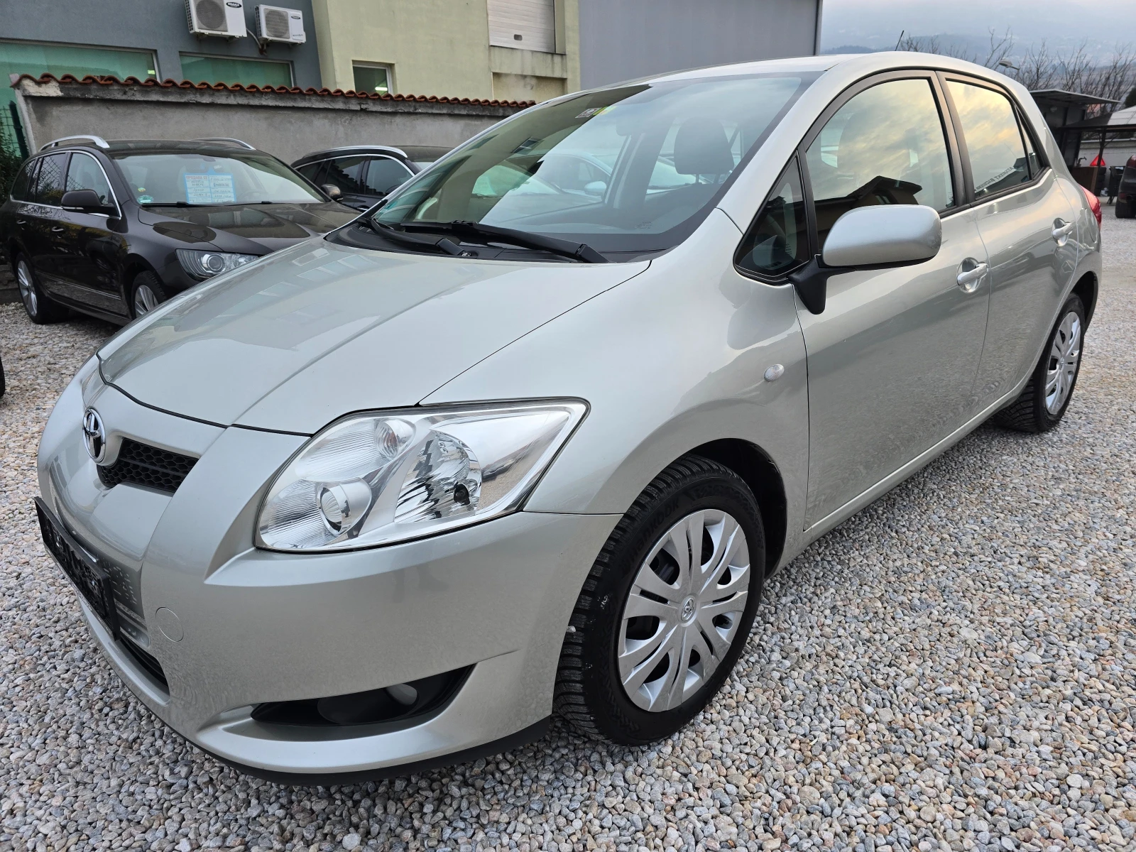 Toyota Auris 1.6VVTI /125��/EXECUTIVE/ | Mobile.bg � ����������� 1