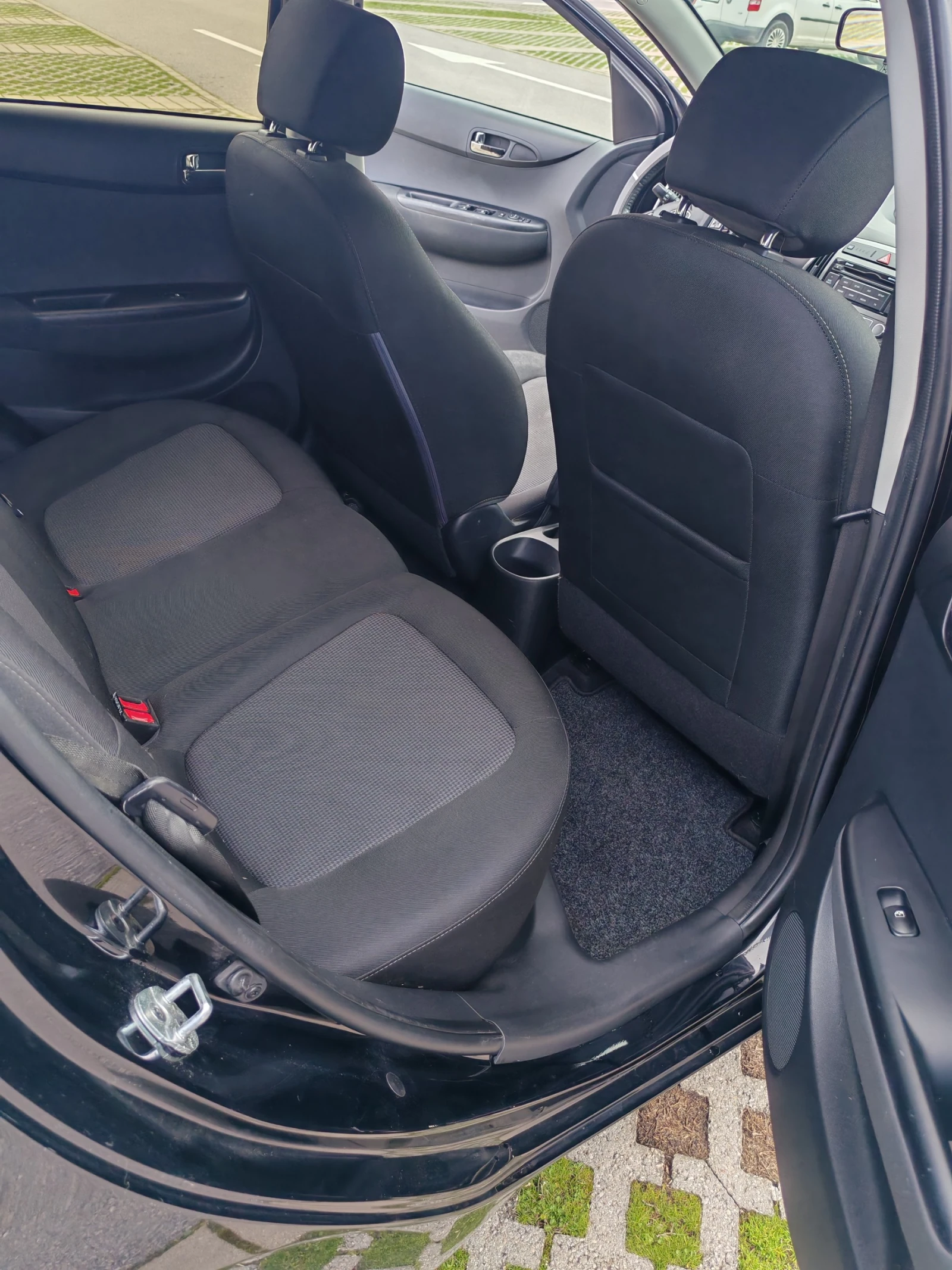 Hyundai I20 1.4i FACE | Mobile.bg � ����������� 12