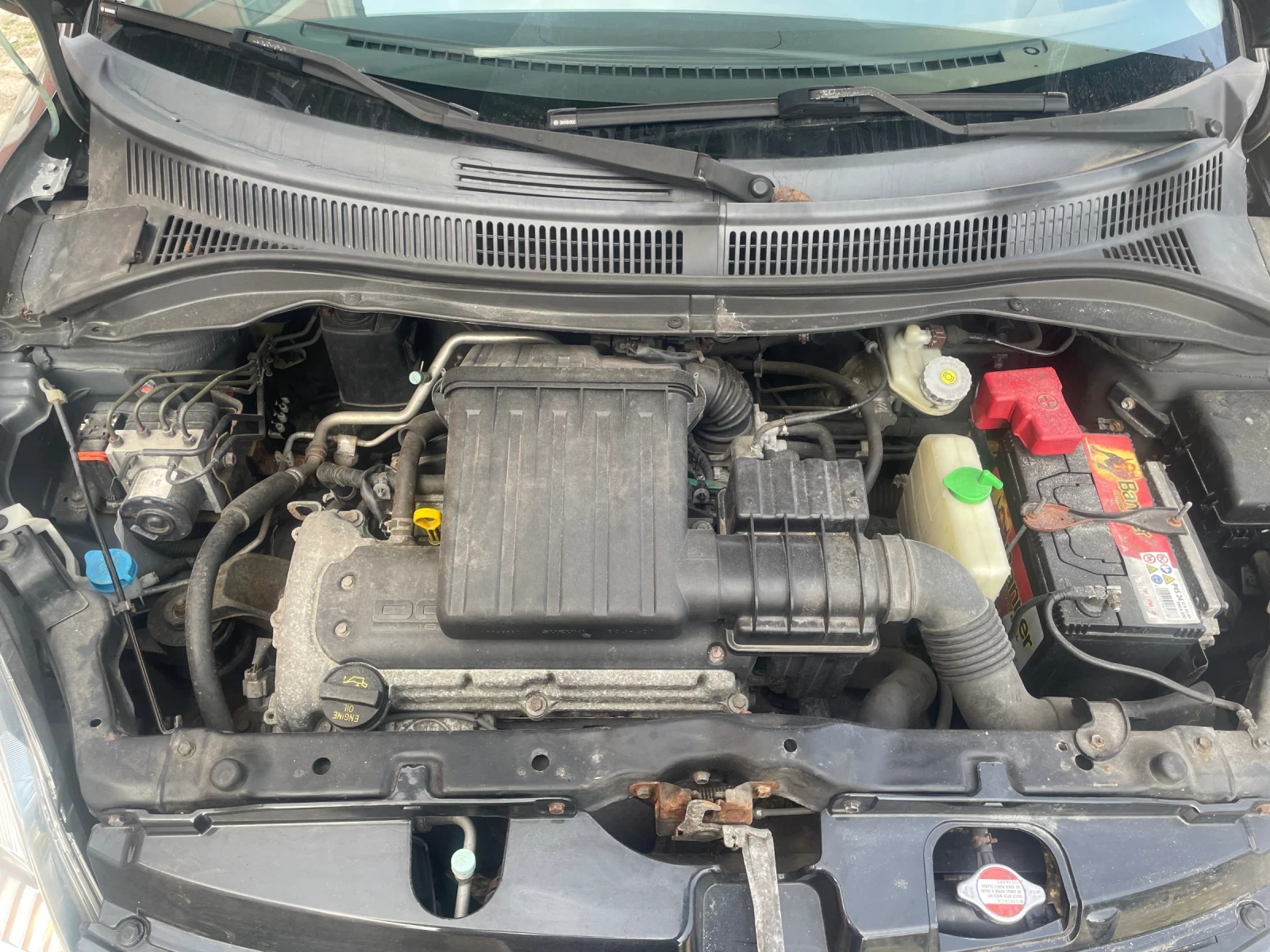 Suzuki Swift 1.3i 4X4 92ks KLIMATIK, снимка 15 - Автомобили и джипове - 53707812