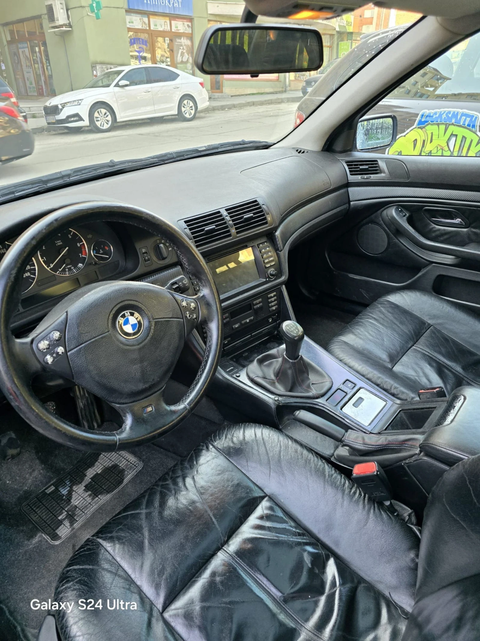 BMW 523, снимка 5 - Автомобили и джипове - 53845625