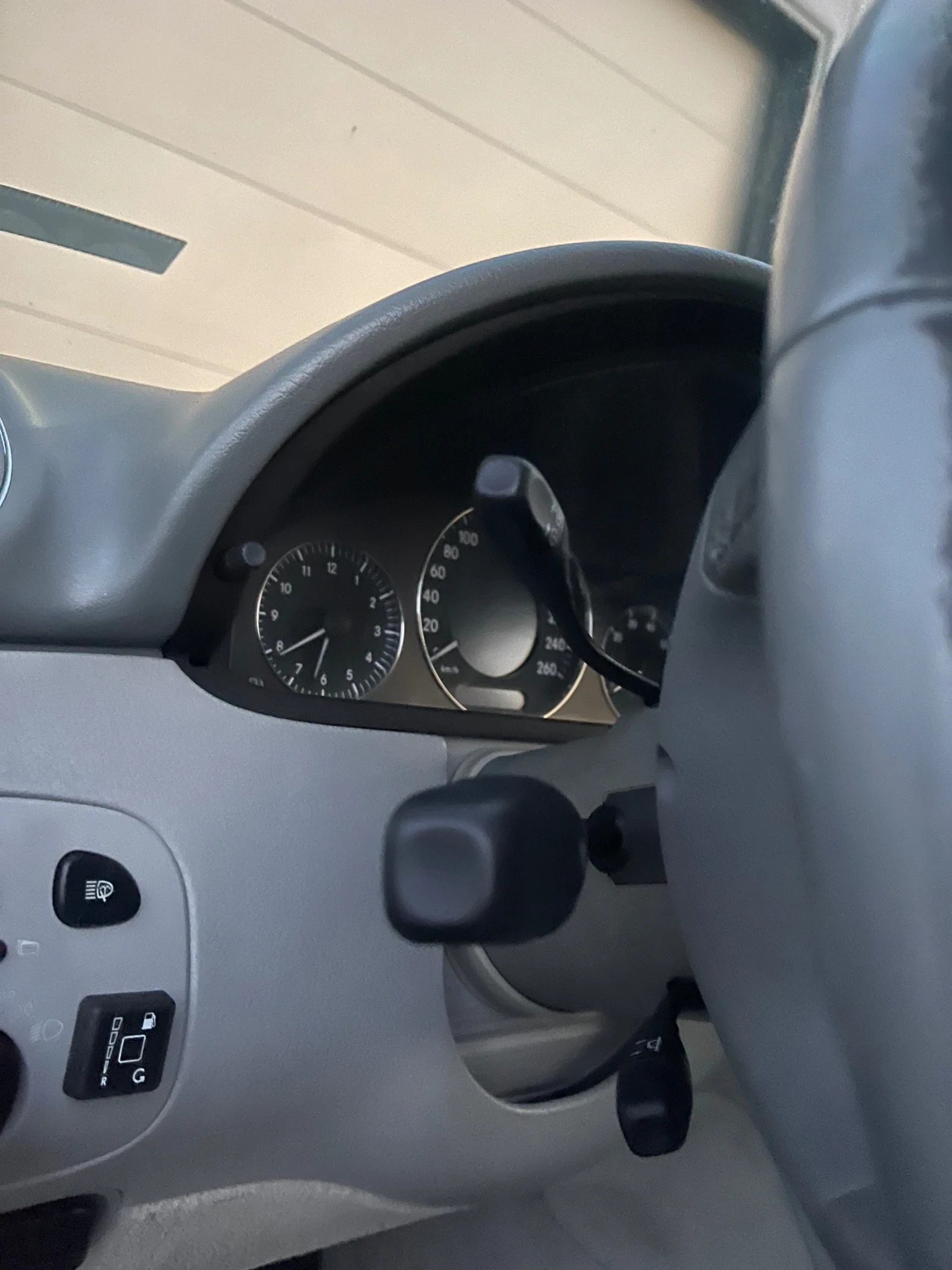 Mercedes-Benz CLK 320 LPG, снимка 13 - Автомобили и джипове - 53851670