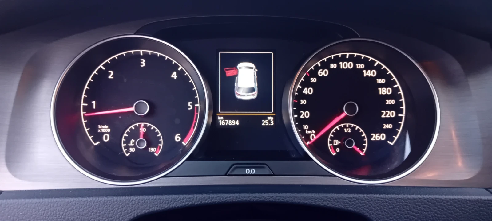 VW Golf 1.6, снимка 9 - Автомобили и джипове - 53872998