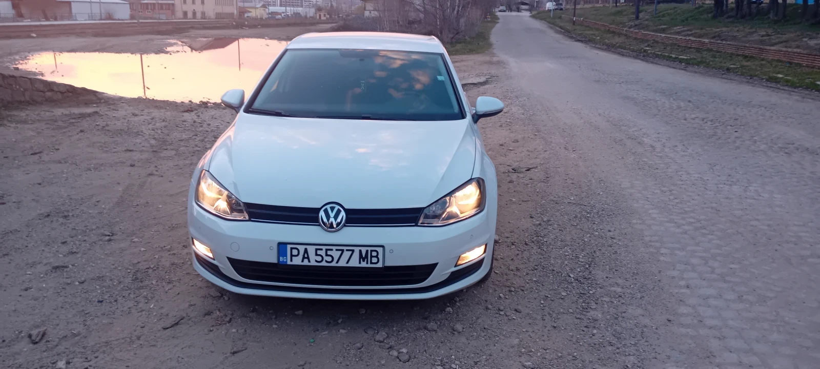 VW Golf 1.6, снимка 3 - Автомобили и джипове - 53872998