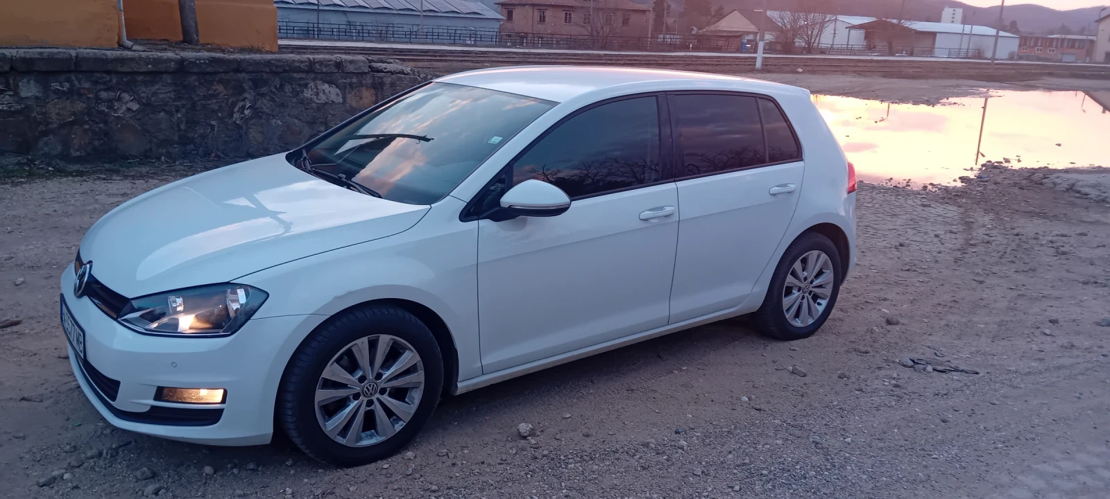 VW Golf 1.6, снимка 2 - Автомобили и джипове - 53872998