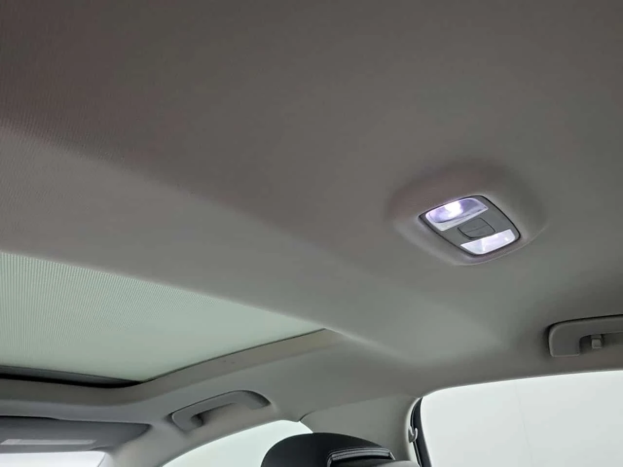 Audi A3 * 2.0T PROGRESSIV * ПАНО* ПОДГРЕВ* , снимка 14 - Автомобили и джипове - 53953249