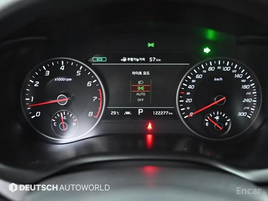Kia Stinger 360 * RED * ОБДУ/ПОДГ * HUD* Lane Assist* Blind Sp, снимка 7 - Автомобили и джипове - 54482173