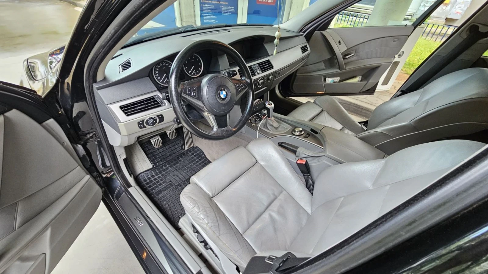 BMW 525 2.5i 193ps, снимка 10 - Автомобили и джипове - 54837152