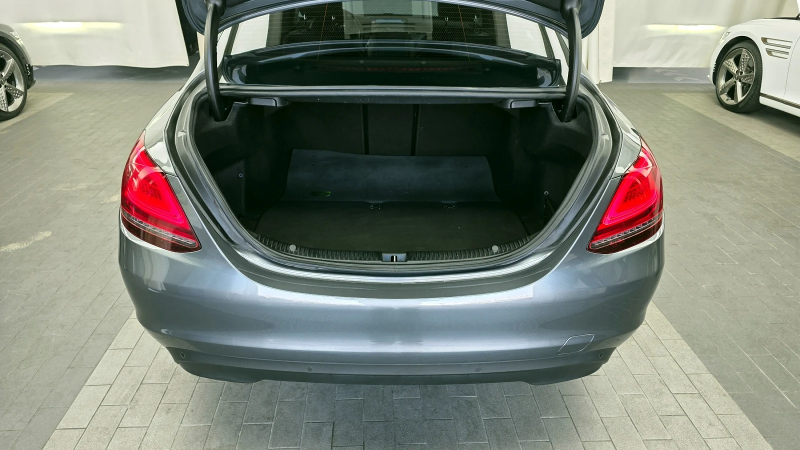 Mercedes-Benz C 200 1.5 Turbo, снимка 14 - Автомобили и джипове - 55476449