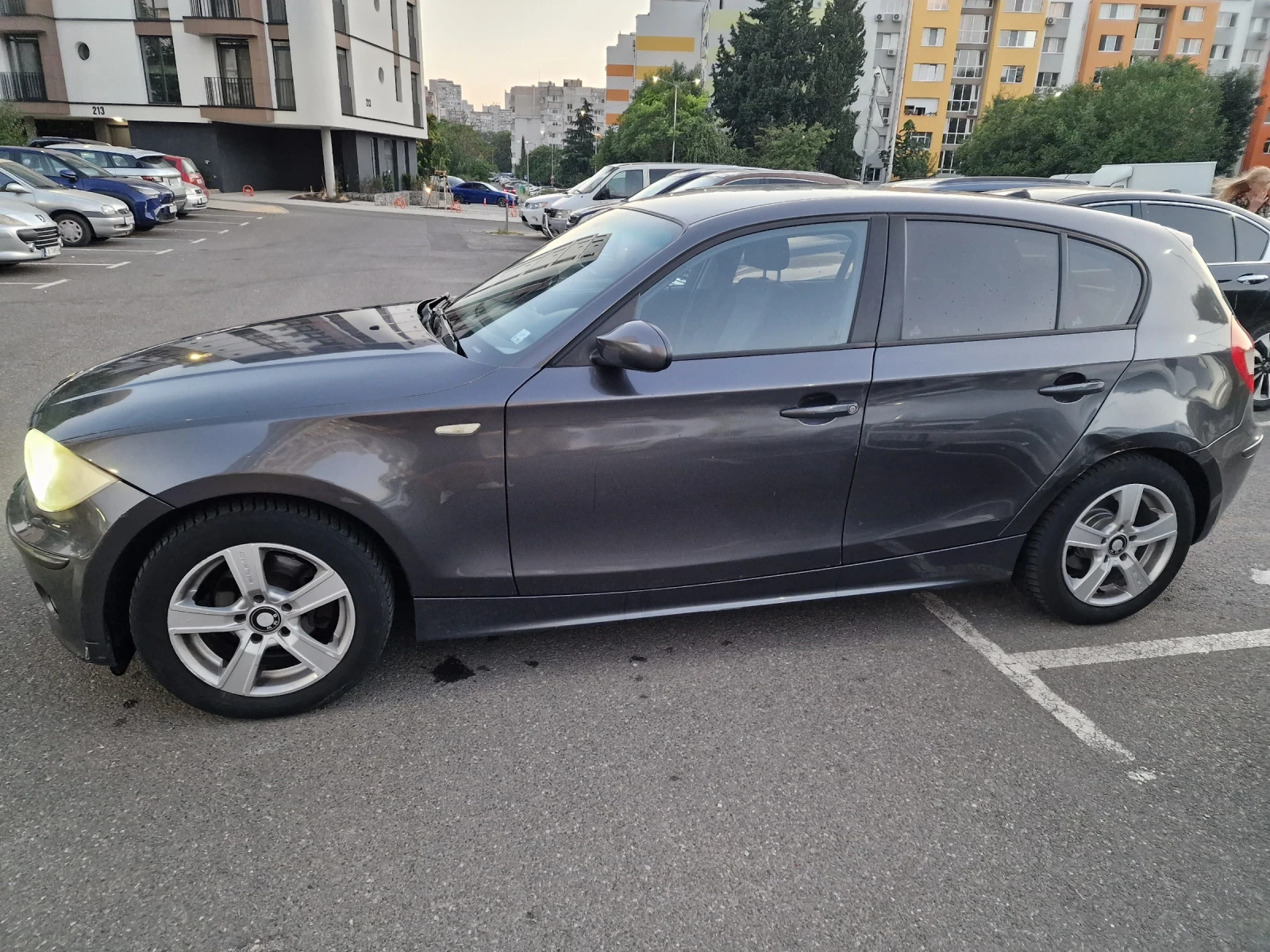 BMW 118, снимка 8 - Автомобили и джипове - 55646391