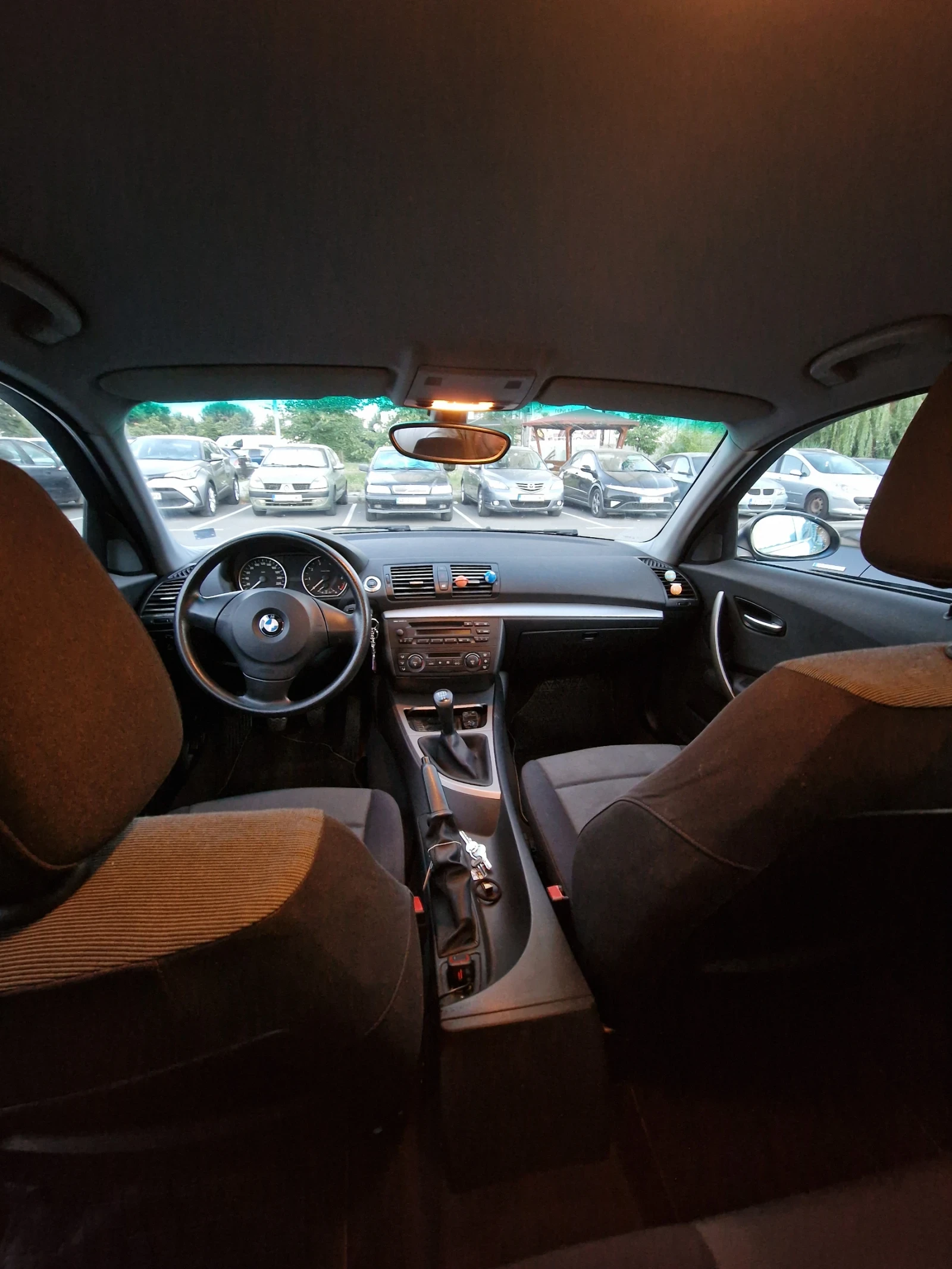 BMW 118, снимка 11 - Автомобили и джипове - 55646391