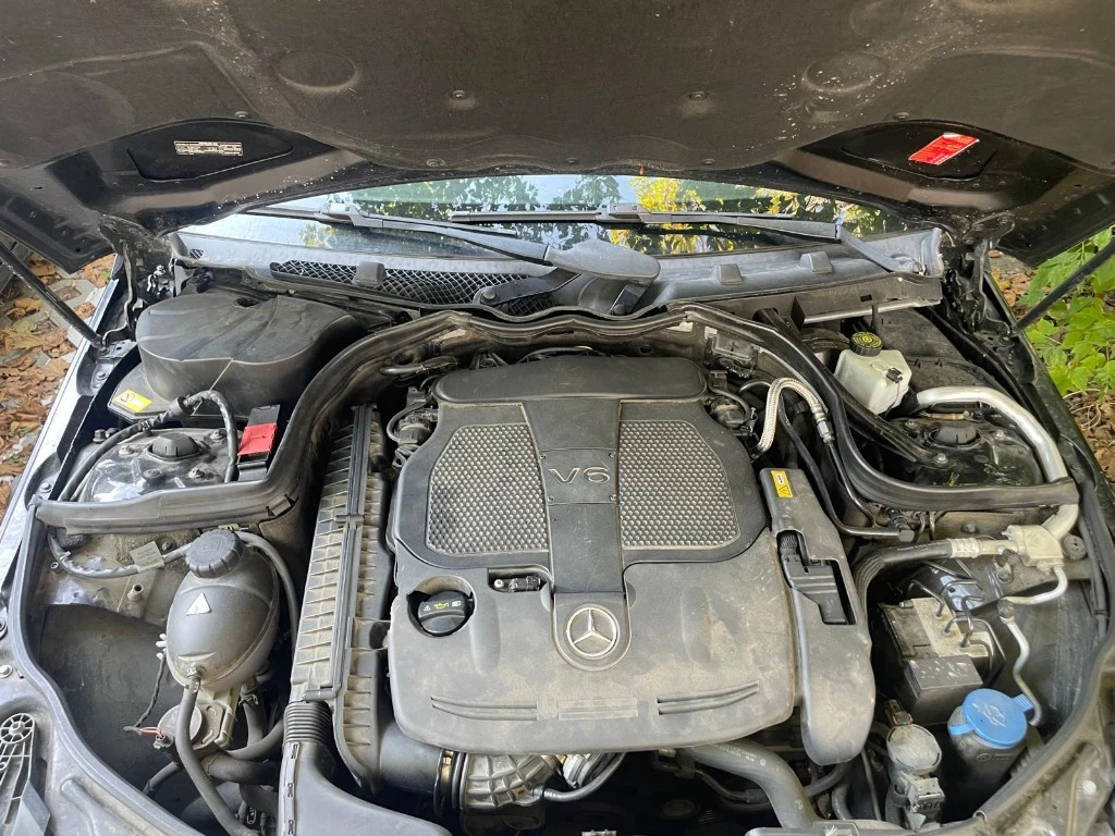 Mercedes-Benz C 300, снимка 10 - Автомобили и джипове - 55665484