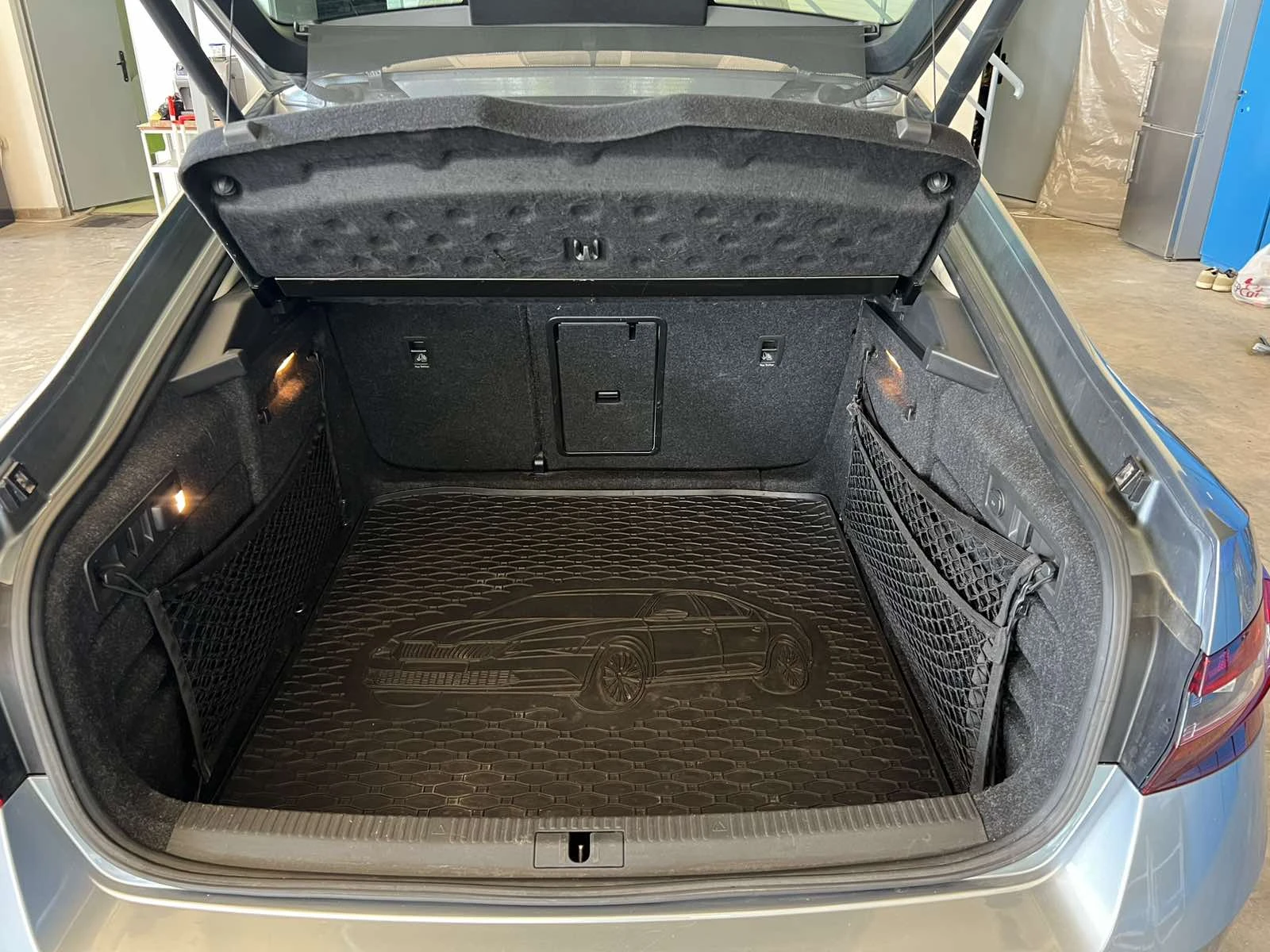 Skoda Superb, снимка 12 - Автомобили и джипове - 55893974