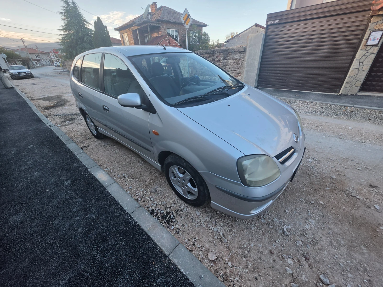 Nissan Almera tino 2.2 �������� | Mobile.bg � ����������� 5