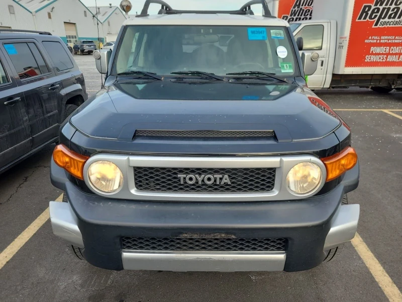 Toyota Fj cruiser, снимка 2 - Автомобили и джипове - 48720449