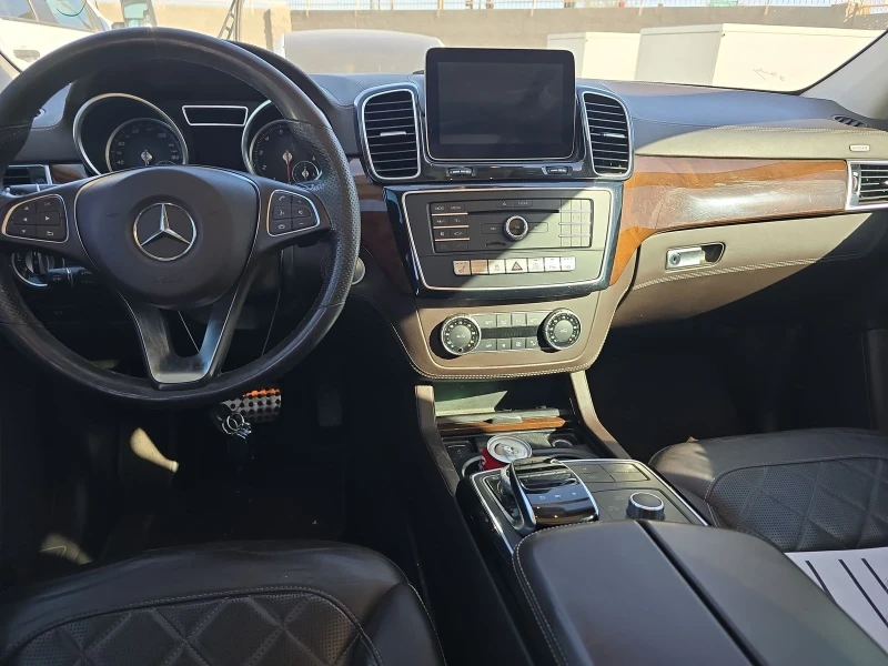 Mercedes-Benz GLE 400, снимка 9 - Автомобили и джипове - 49386597