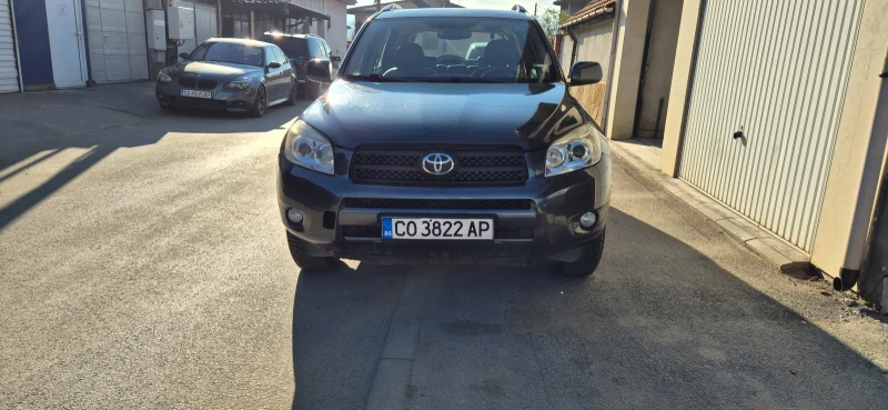 Toyota Rav4, снимка 4 - Автомобили и джипове - 52775332