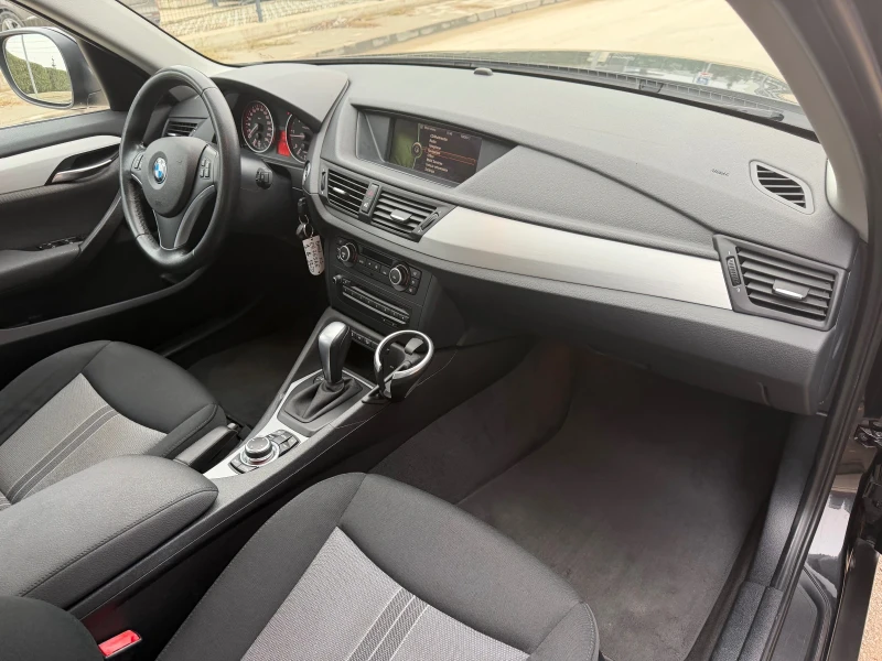 BMW X1 2.0d / xDrive / XENON / NAVI /ПЪЛ.СЕРВИЗНА ИСТОРИЯ, снимка 9 - Автомобили и джипове - 53218968