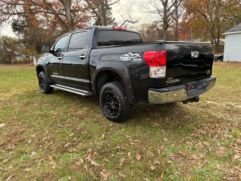 Toyota Tundra, снимка 5 - Автомобили и джипове - 53594469