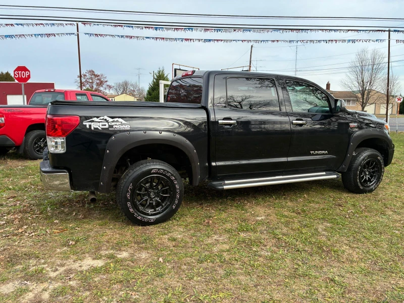 Toyota Tundra, снимка 4 - Автомобили и джипове - 53594469
