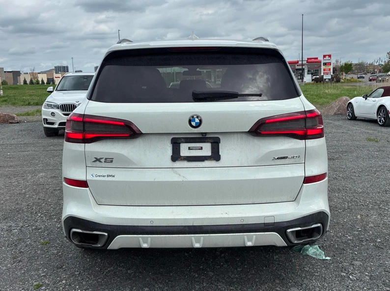 BMW X5 X-DRIVE40i M-SPORT БЕЗ ИНЦИДЕНТИ CARFAX, снимка 3 - Автомобили и джипове - 54640987