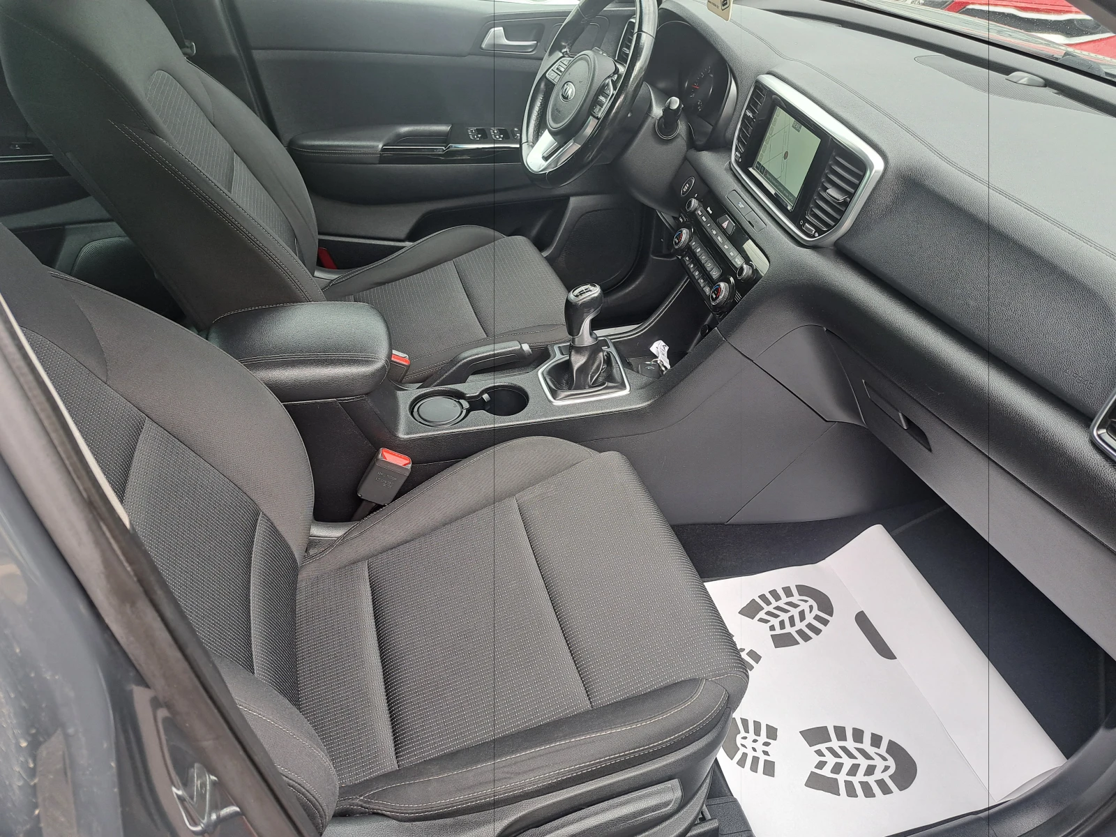 Kia Sportage ПРОДАДЕНА | Mobile.bg — изображение 12