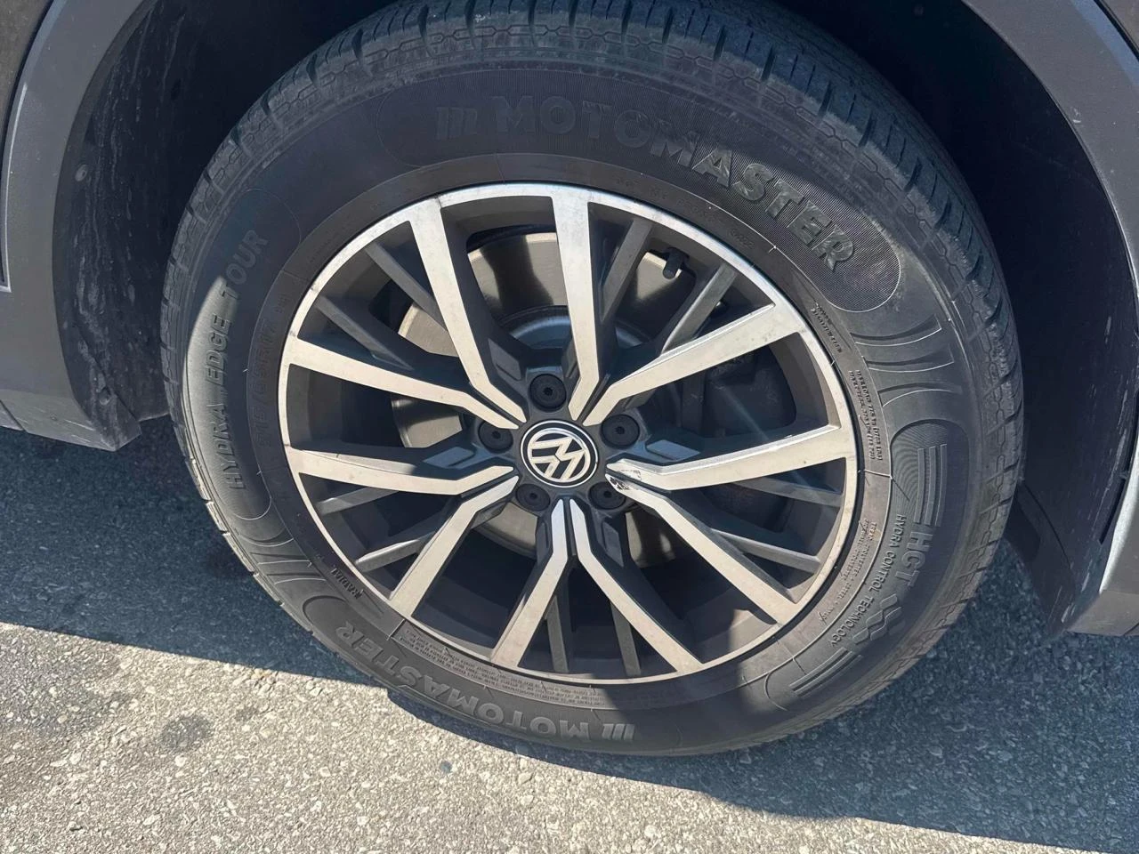 VW Tiguan Comfortline* Авто финансиране* Карфакс - изображение 7