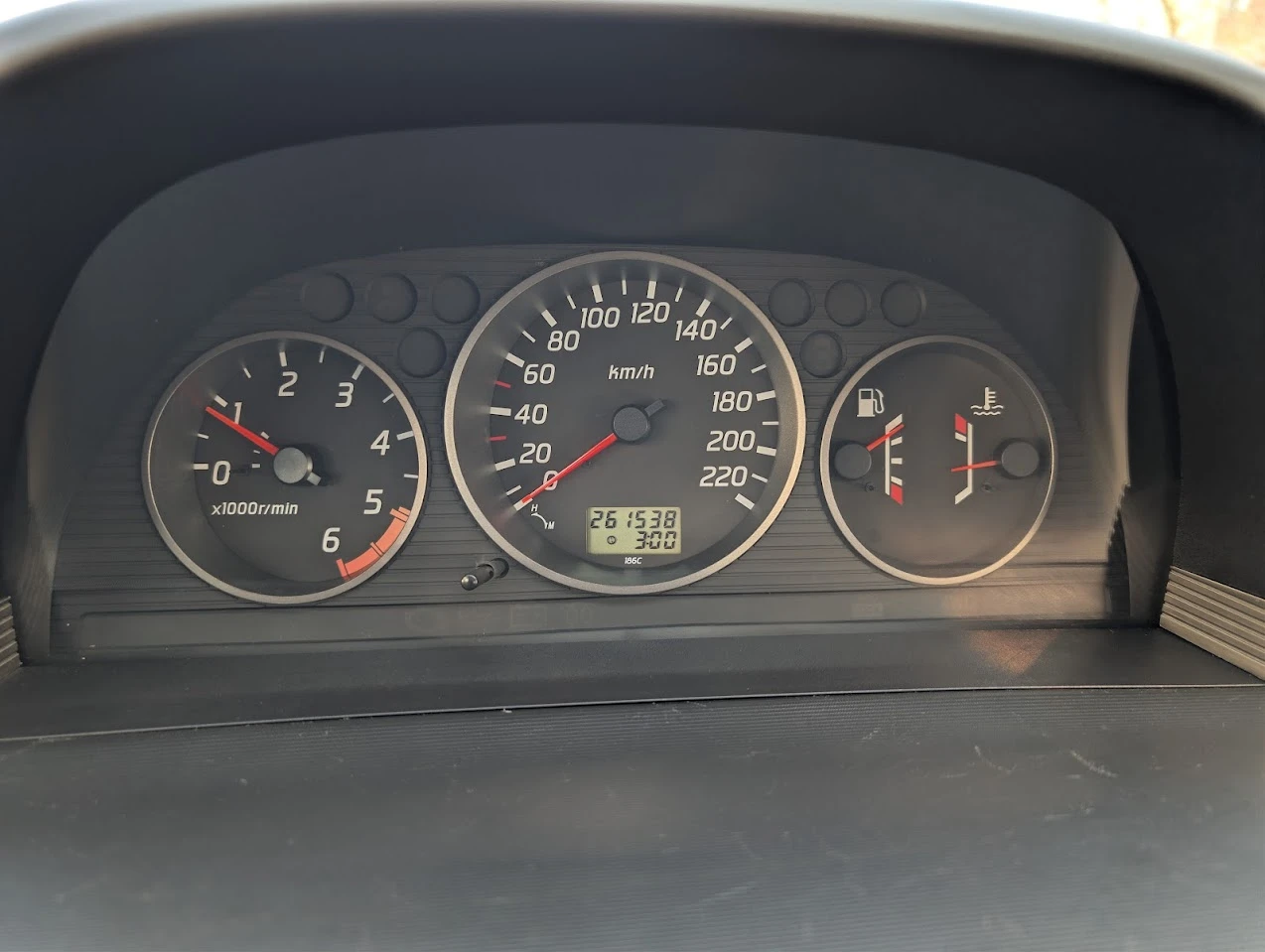 Nissan X-trail 2.2DI, снимка 6 - Автомобили и джипове - 53830366