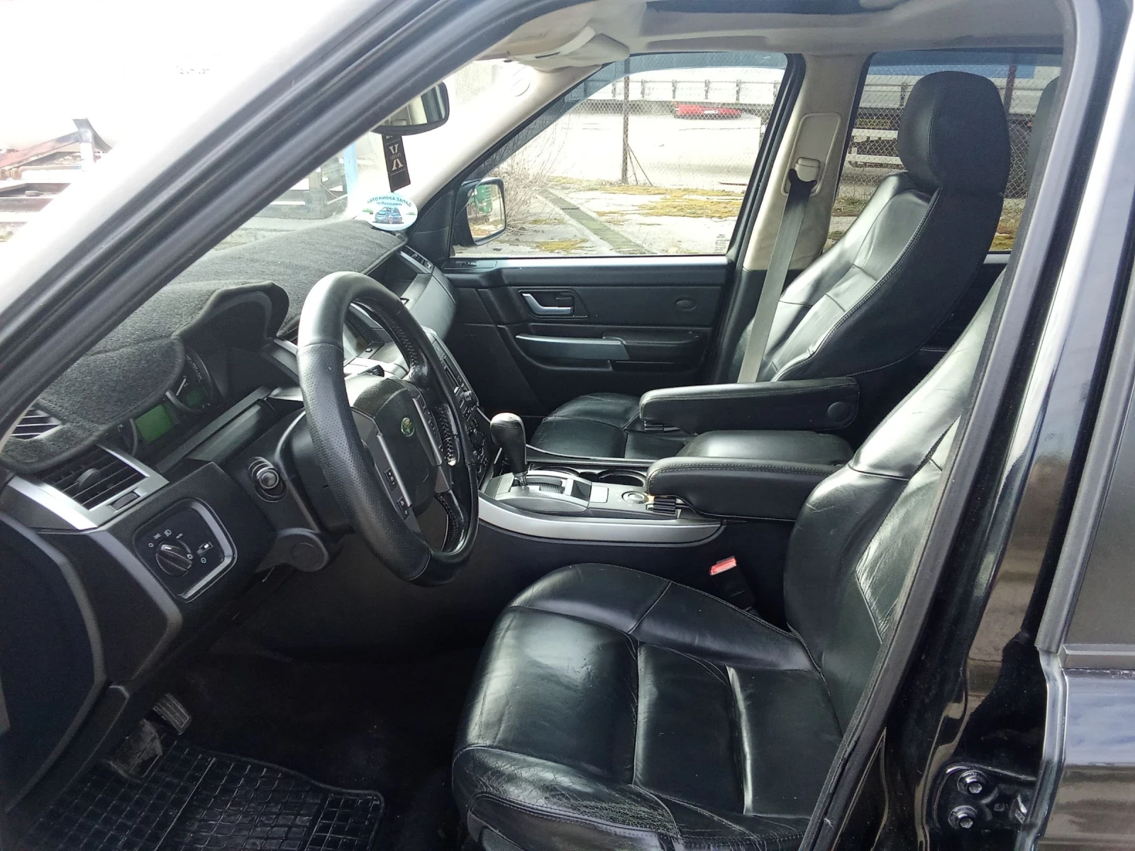 Land Rover Range Rover Sport 2.7 лизинг, снимка 13 - Автомобили и джипове - 54142281