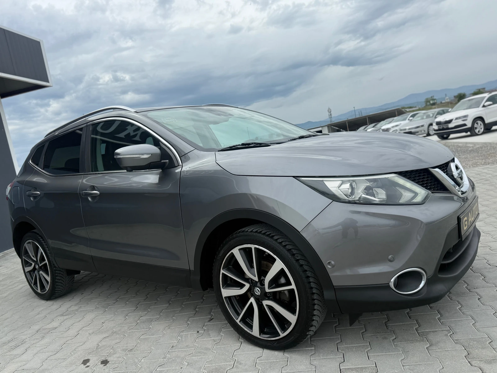 Nissan Qashqai 1.6 dci Собствен лизинг !!!, снимка 3 - Автомобили и джипове - 54496364