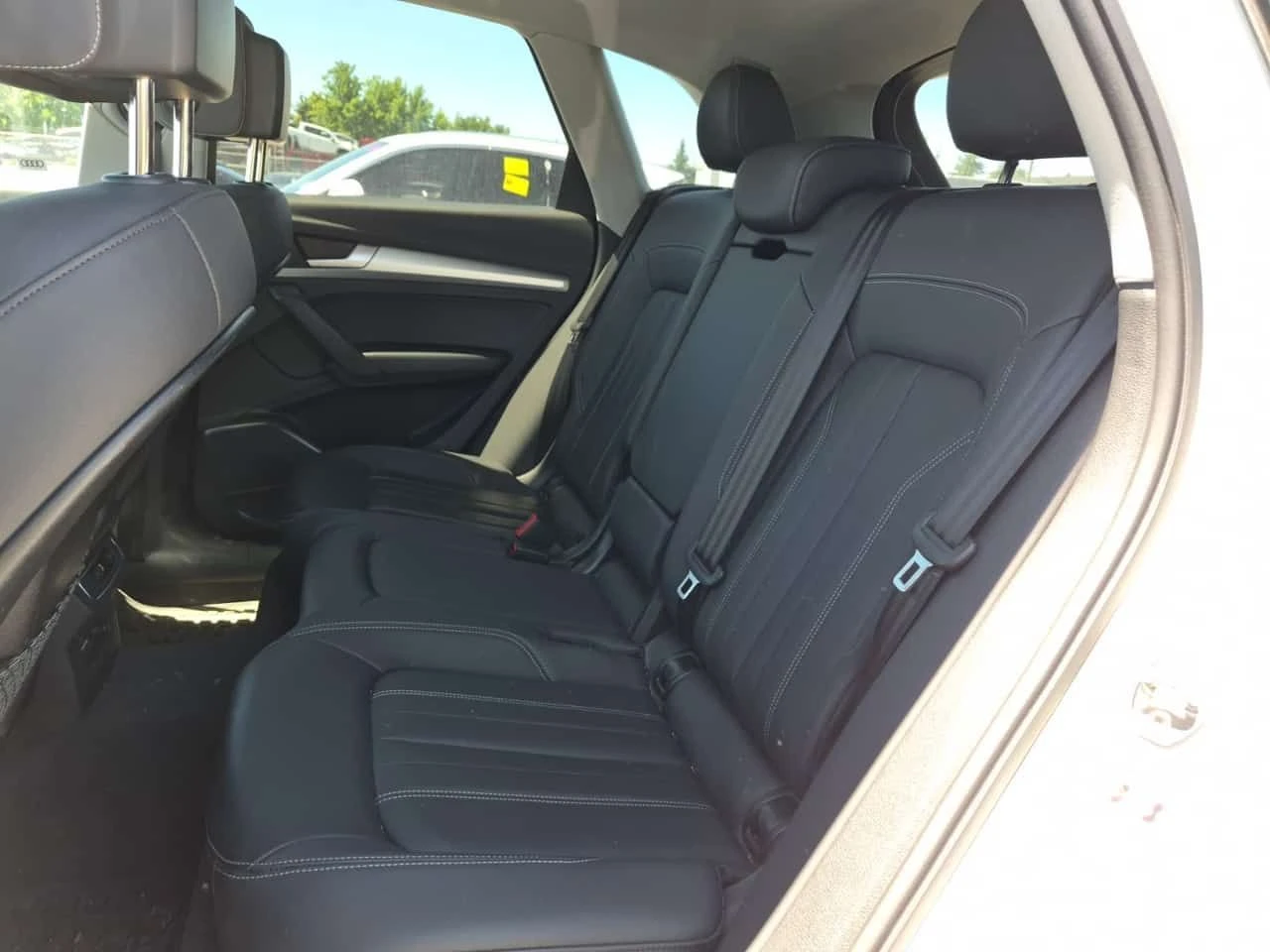 Audi Q5 KOMFORT | CARFAX | БЕЗ ПЪРВОНАЧАЛНА ВНОСКА, снимка 13 - Автомобили и джипове - 55094209