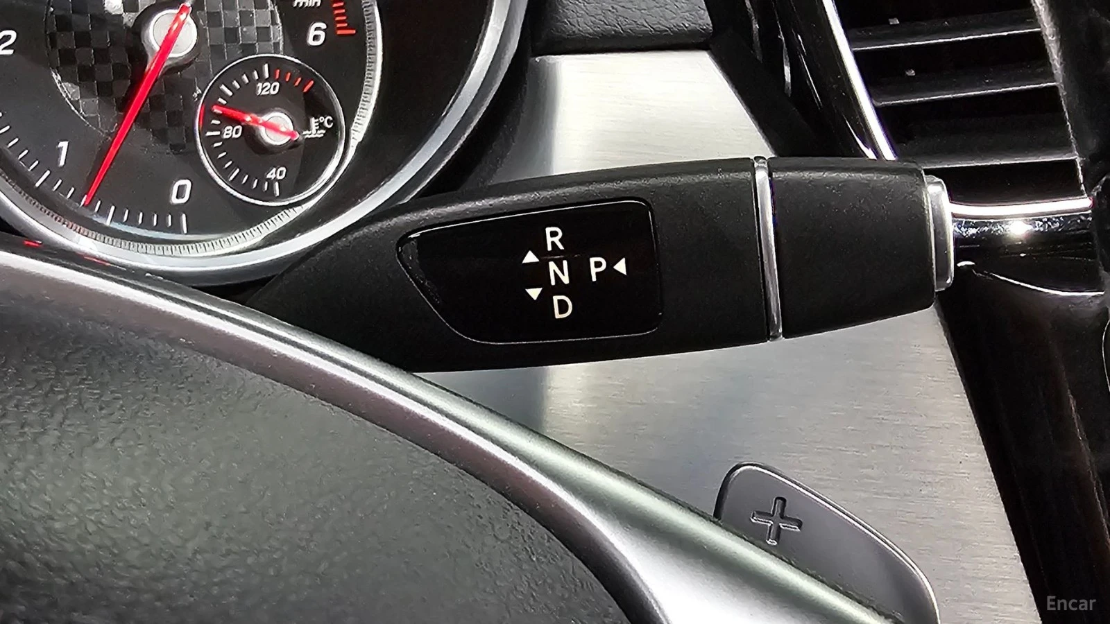 Mercedes-Benz GLE 350 4MATIC/COUPE/AMG-LINE/DRIVE-ASSISTS, снимка 9 - Автомобили и джипове - 55615363