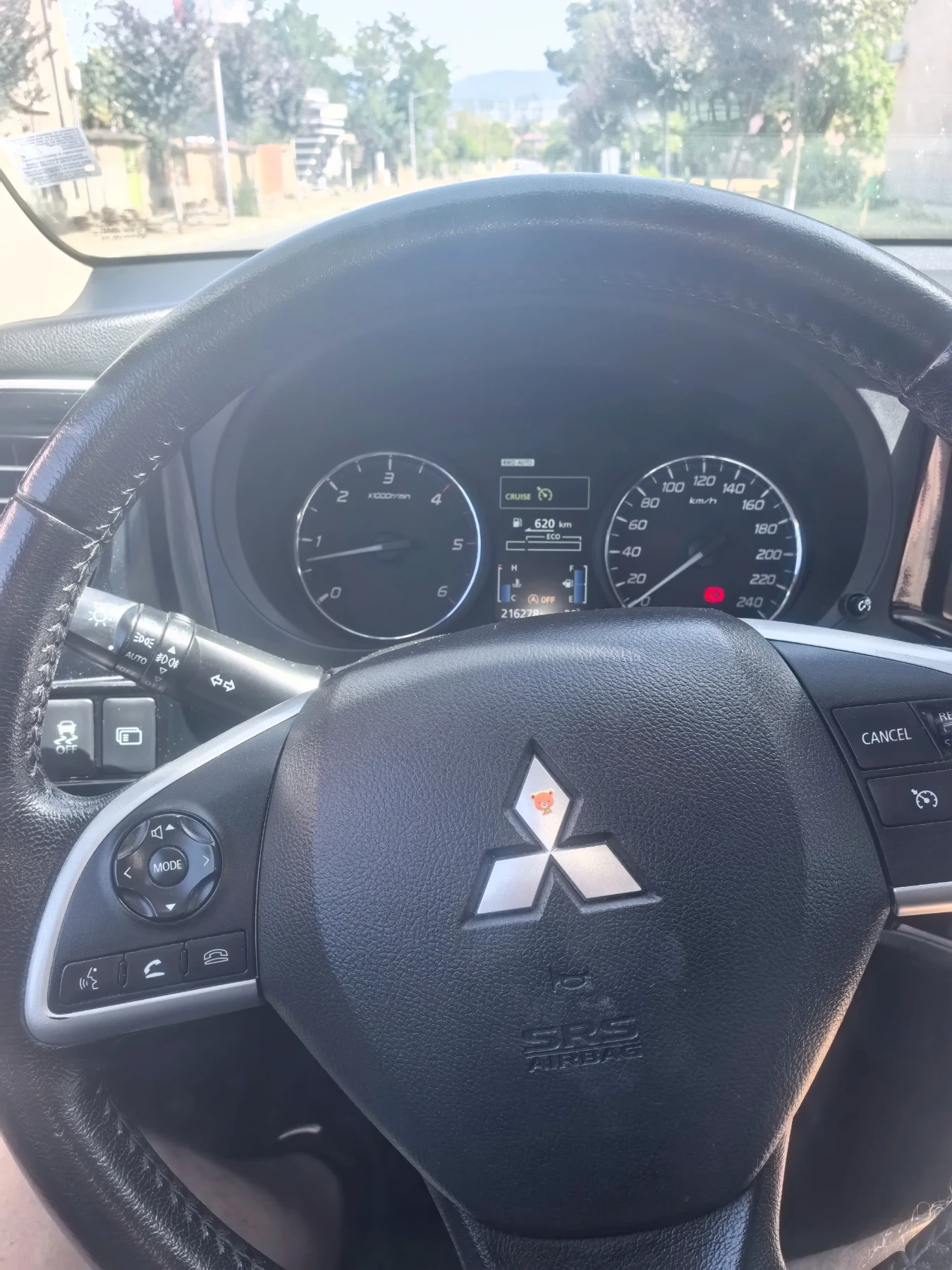 Mitsubishi Outlander, снимка 5 - Автомобили и джипове - 55858975