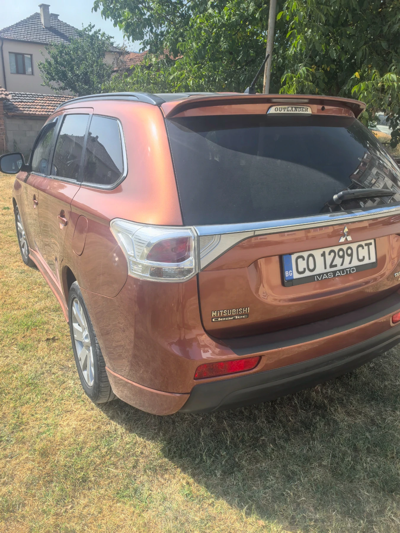 Mitsubishi Outlander, снимка 2 - Автомобили и джипове - 55858975