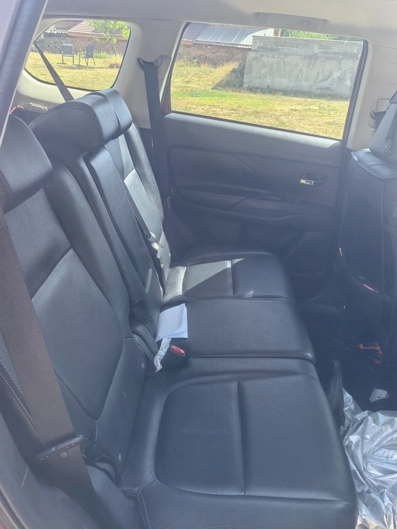 Mitsubishi Outlander, снимка 8 - Автомобили и джипове - 55858975