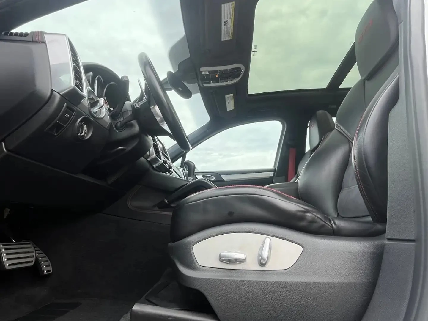 Porsche Cayenne GTS Цена до България & АвтоКредит, снимка 15 - Автомобили и джипове - 56145864