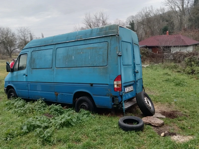 Mercedes-Benz Sprinter 208 2800, снимка 3 - Бусове и автобуси - 48276491