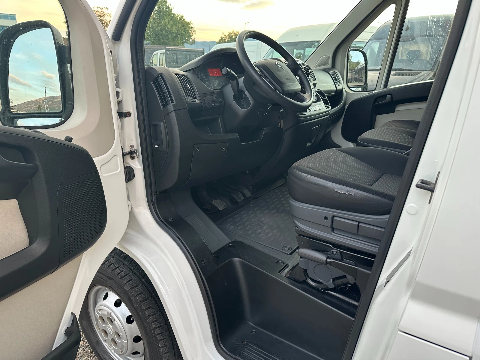 Citroen Jumper klimatronik/navi/full, снимка 7 - Бусове и автобуси - 56231119