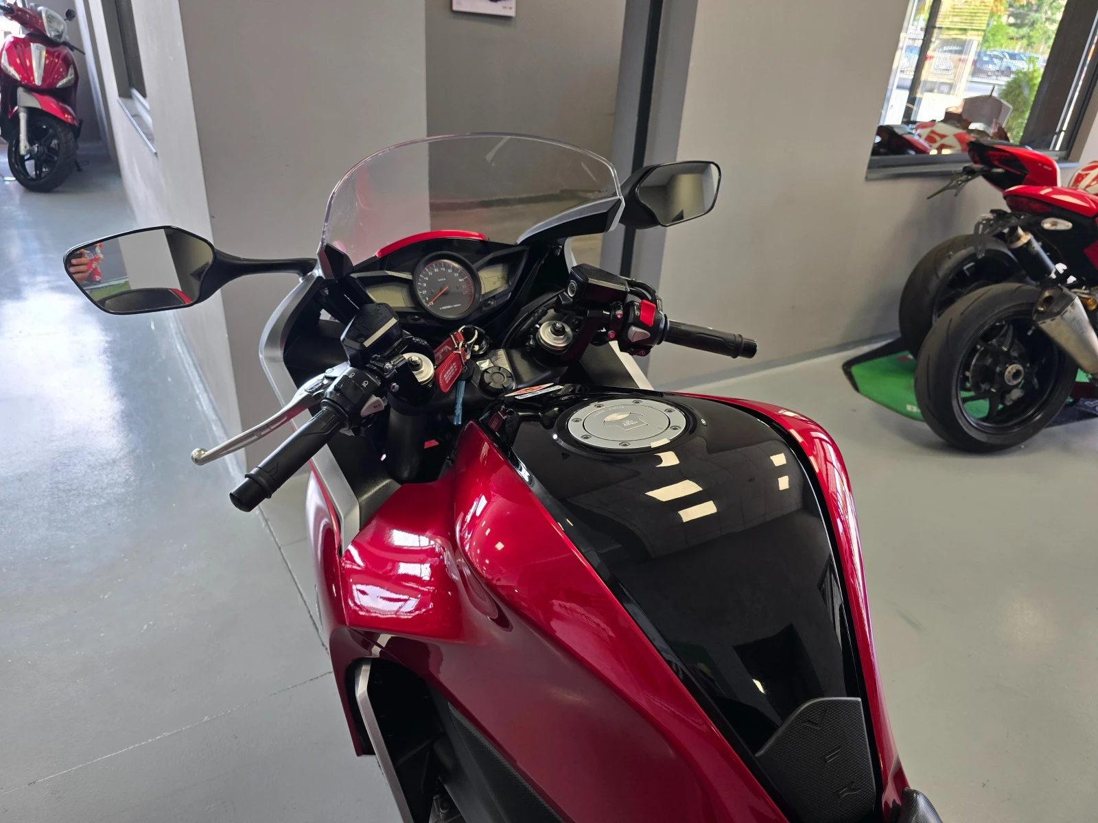 Honda Vfr 1200ie, Уникат, 15000км.!, снимка 12 - Мотоциклети и мототехника - 56176994