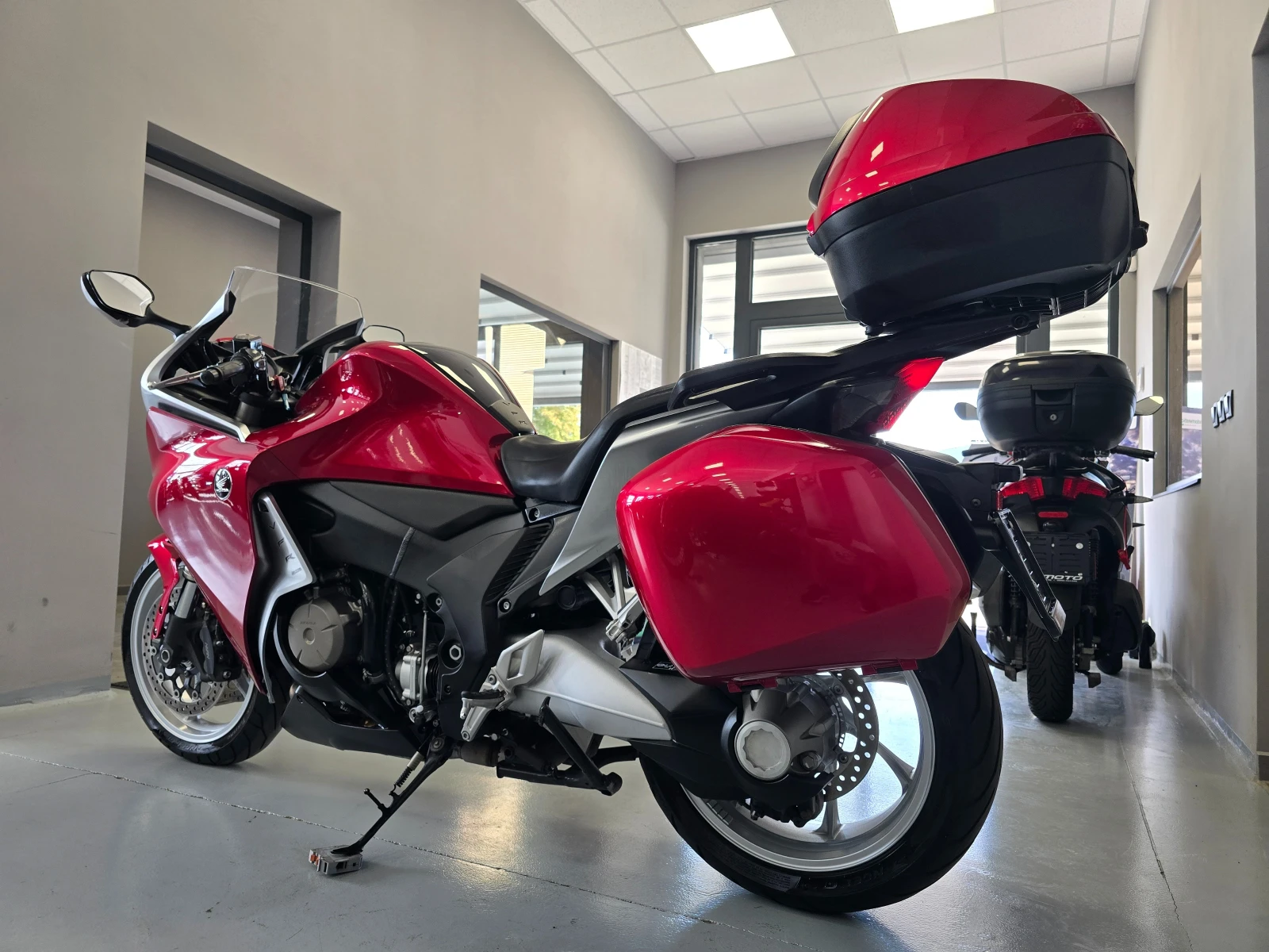Honda Vfr 1200ie, Уникат, 15000км.!, снимка 5 - Мотоциклети и мототехника - 56176994