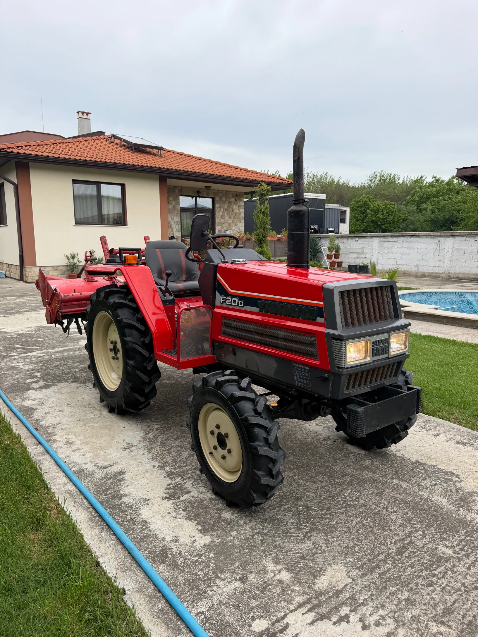 Трактор Yanmar F20d* ОРИГИНАЛНА БОЯ* КАТО НОВ* 588мч* , снимка 3 - Селскостопанска техника - 54543634