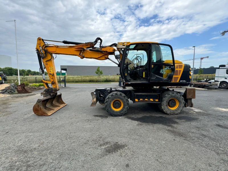 Багер JCB JS 145 W 4-БРОЯ УРЕДИ ЛИЗИНГ, снимка 2 - Индустриална техника - 47990194