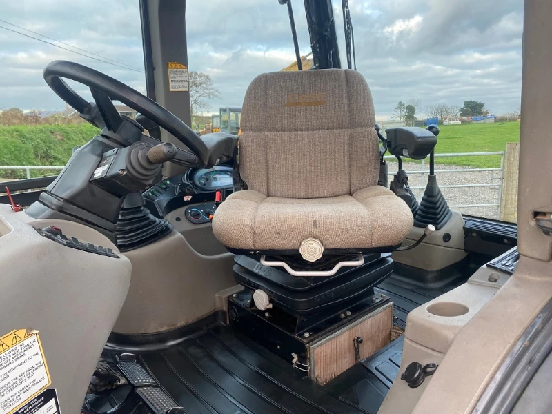 Багер Case 695, снимка 2 - Индустриална техника - 51963247