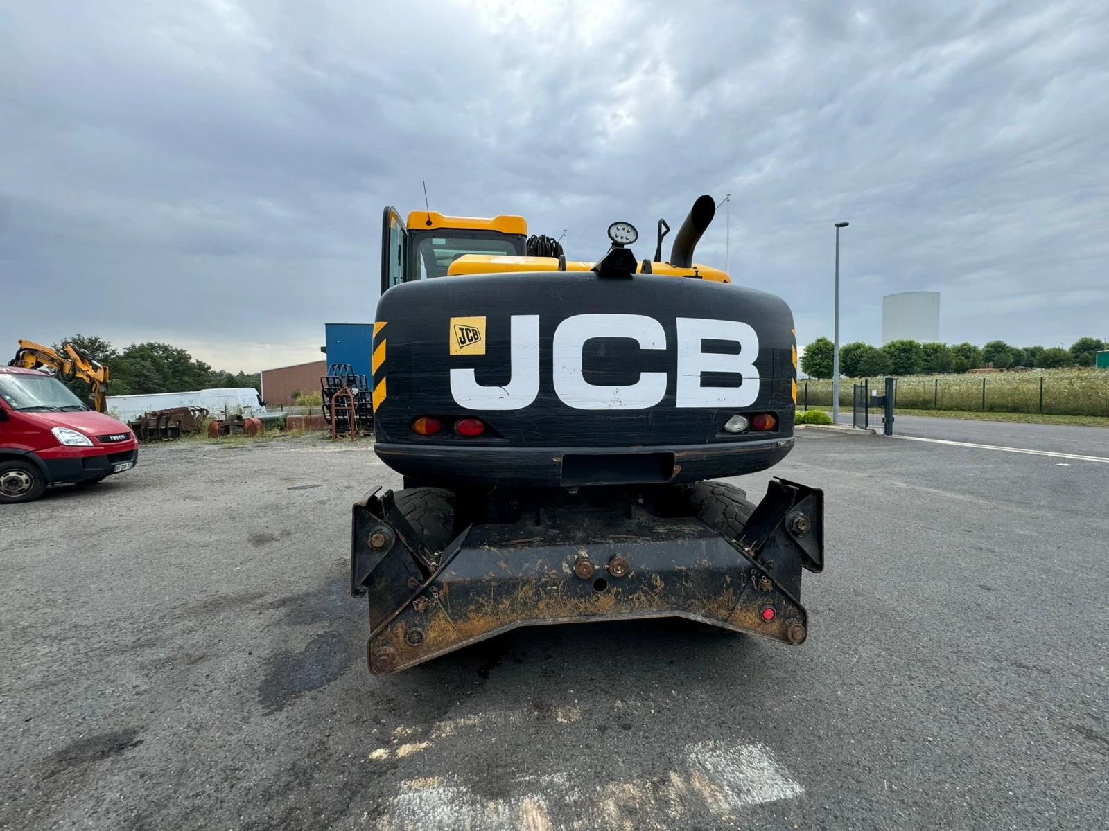 Багер JCB JS 145 W 4-БРОЯ УРЕДИ ЛИЗИНГ - изображение 3