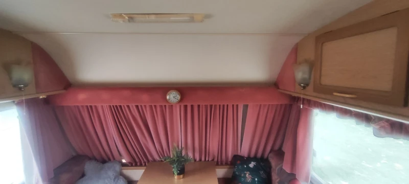 Каравана Swift Sandymere 195, снимка 10 - Каравани и кемпери - 52302083