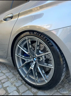        275/35R20  BMW M5