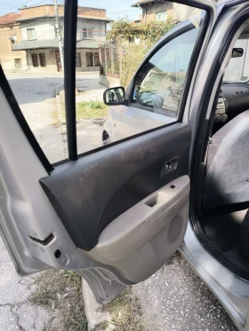 Daihatsu Sirion, снимка 6