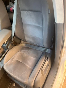 VW Touran 1.4 METAN NAVI - 6100 € / 11930.56 лв. - 70286604 4