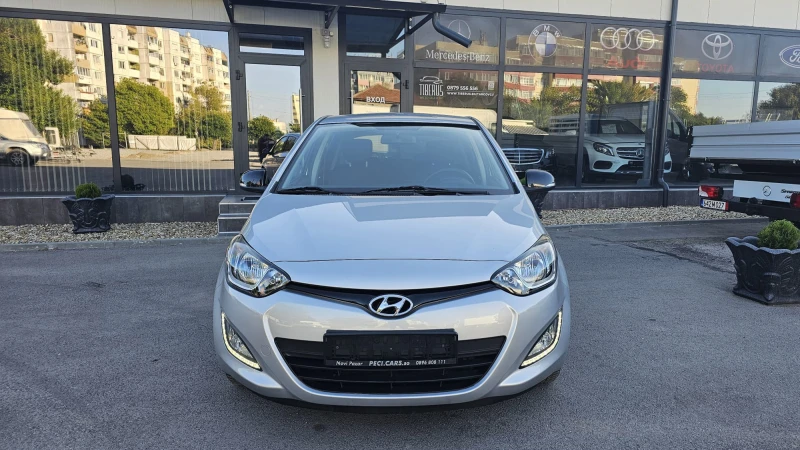 Hyundai I20 1.3i Bluedrive 5SP CH-ТОП СЪСТ-СЕРВИЗНА ИСТ-ЛИЗИНГ, снимка 2 - Автомобили и джипове - 47182231