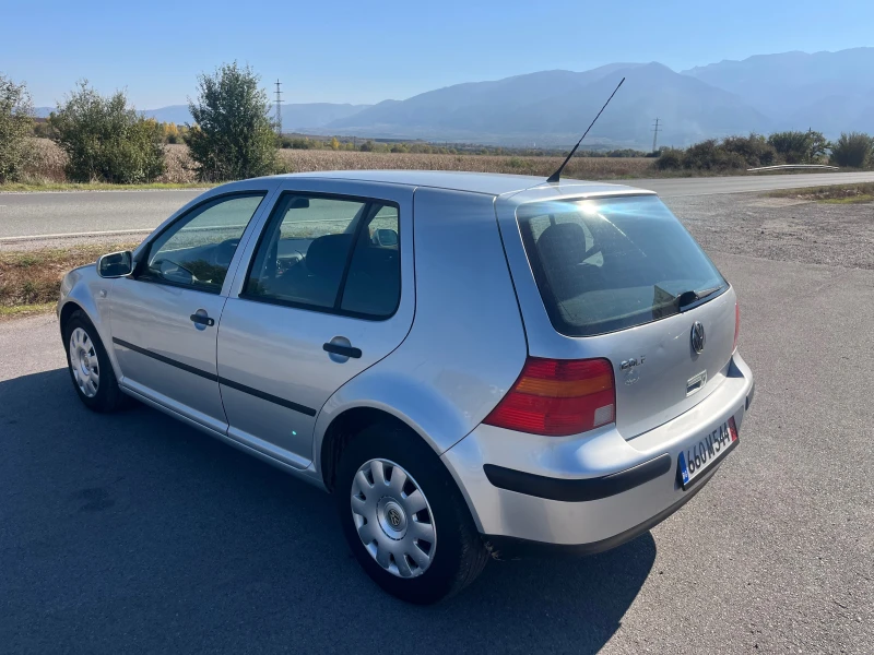 VW Golf 1.4 , снимка 8 - Автомобили и джипове - 47653348