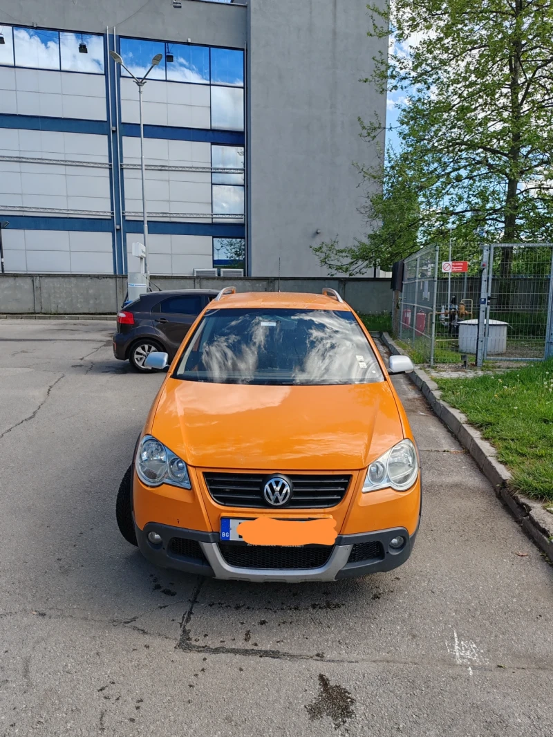 VW Polo, снимка 2 - Автомобили и джипове - 48174331